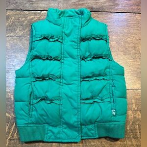 GAP kids puffer‎ vest sz 5 rufffle girls